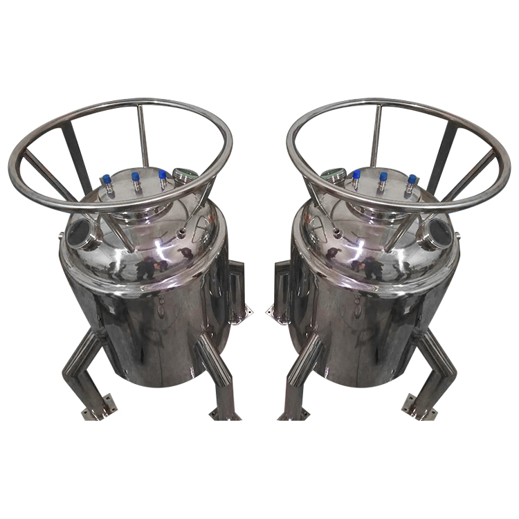 Double jackted Solvent Recovery tank with Coil,With Legs
